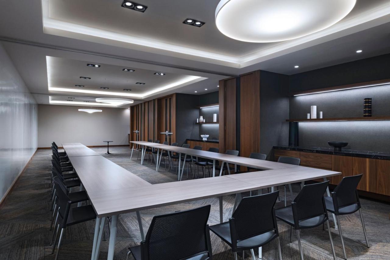 Ac Hotel By Marriott Monterrey Valle San Pedro Garza Garcia Екстер'єр фото